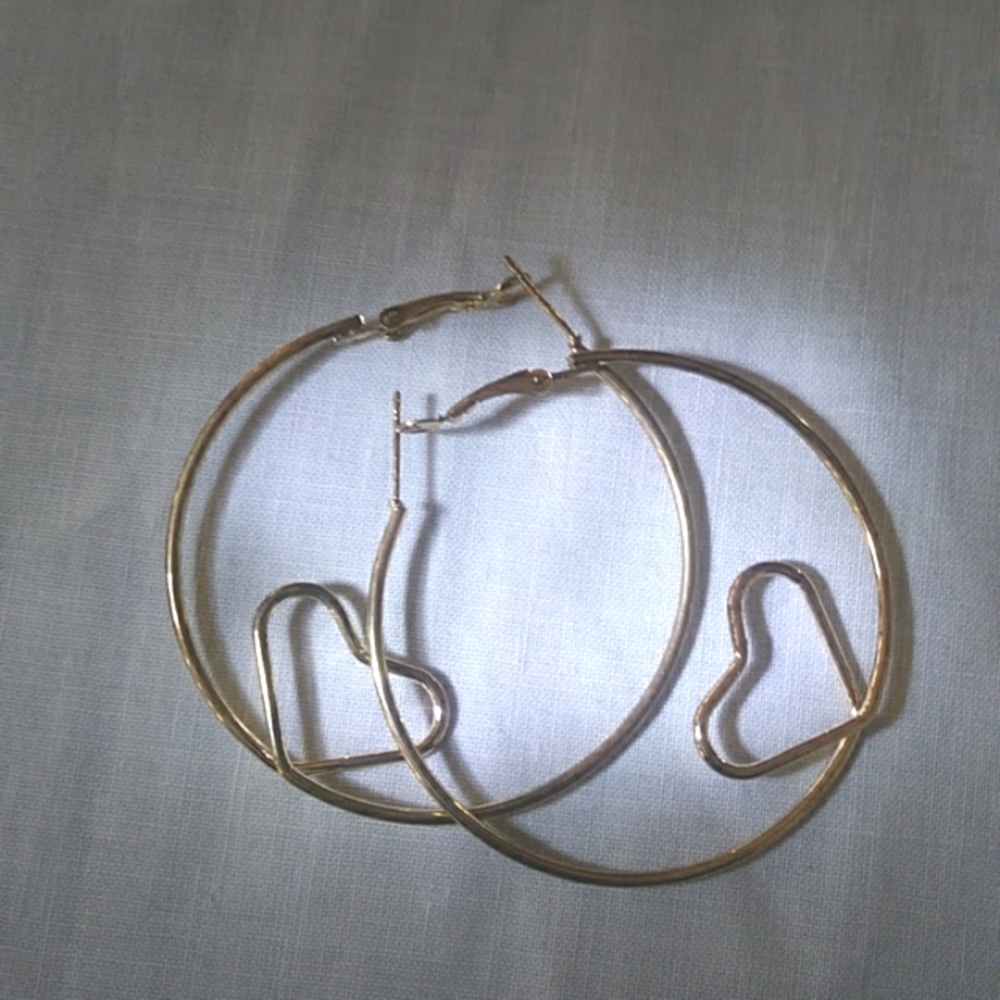 Heart hoop earrings